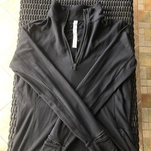 Outrun 1/2 Zip / Size 8